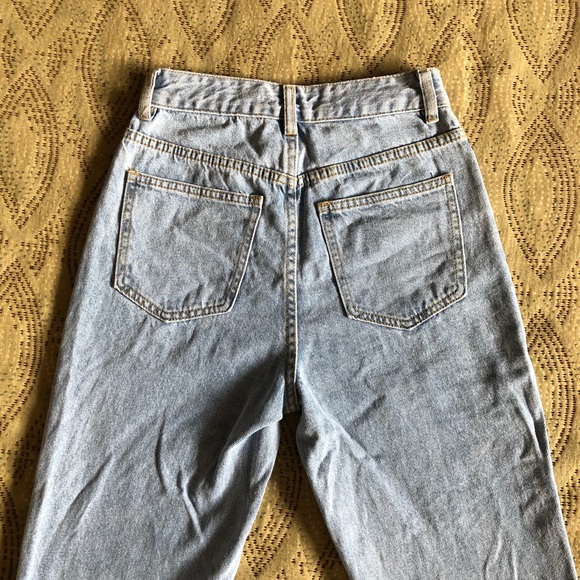 NEW Mom Fit Jeans - Picture 10 of 10